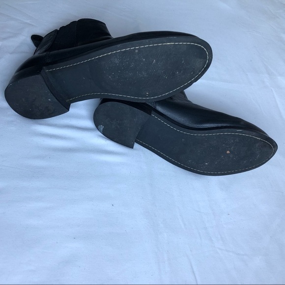 SOLD! Topshop Black Chelsea Leather Booties - Picture 7 of 8